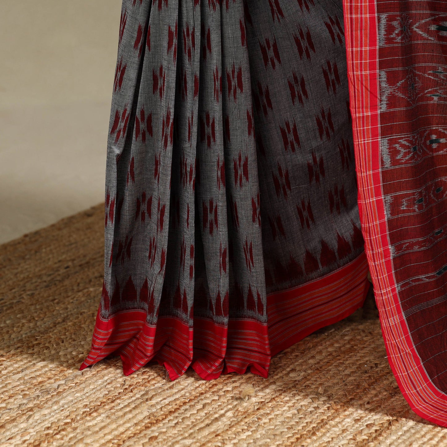 Maroon - grey - handloom cotton sambalpuri ikat saree 03