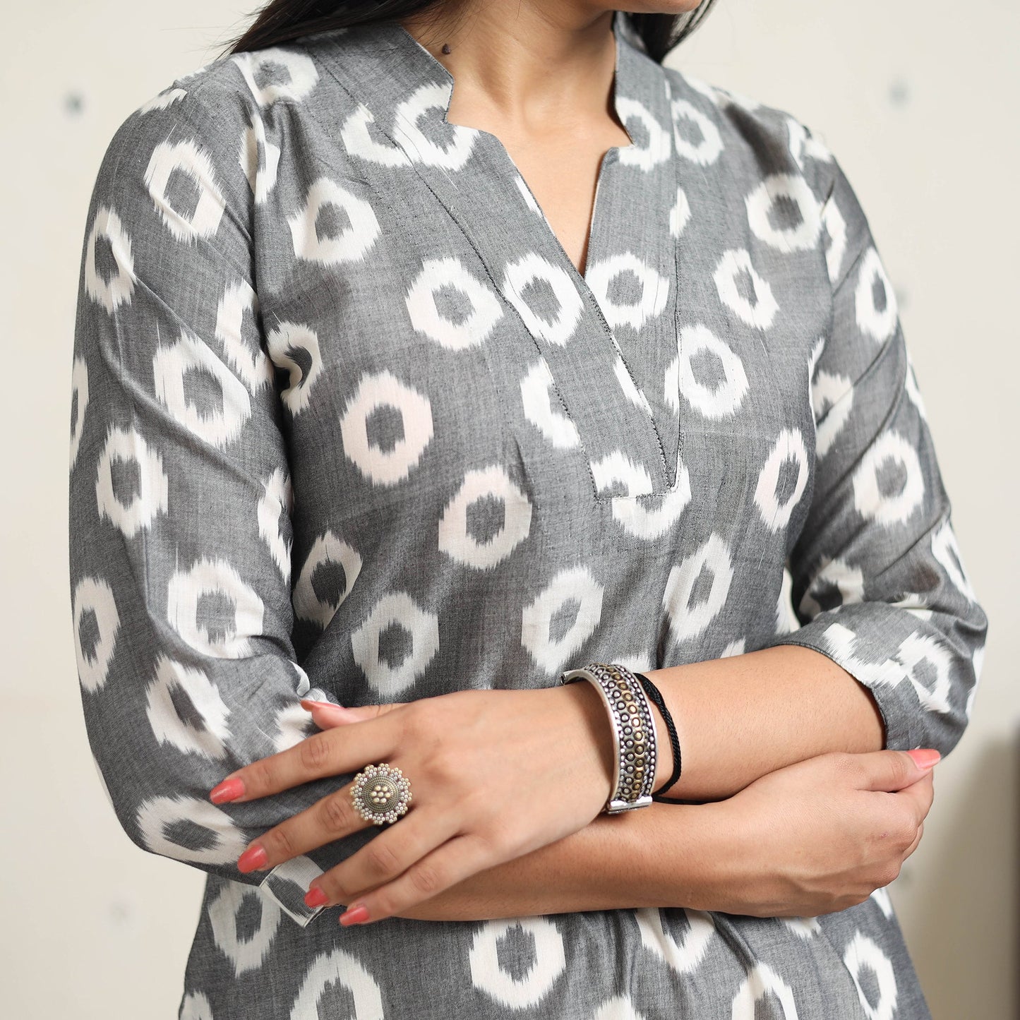 Grey Handloom Cotton Straight Pochampally Ikat Kurta