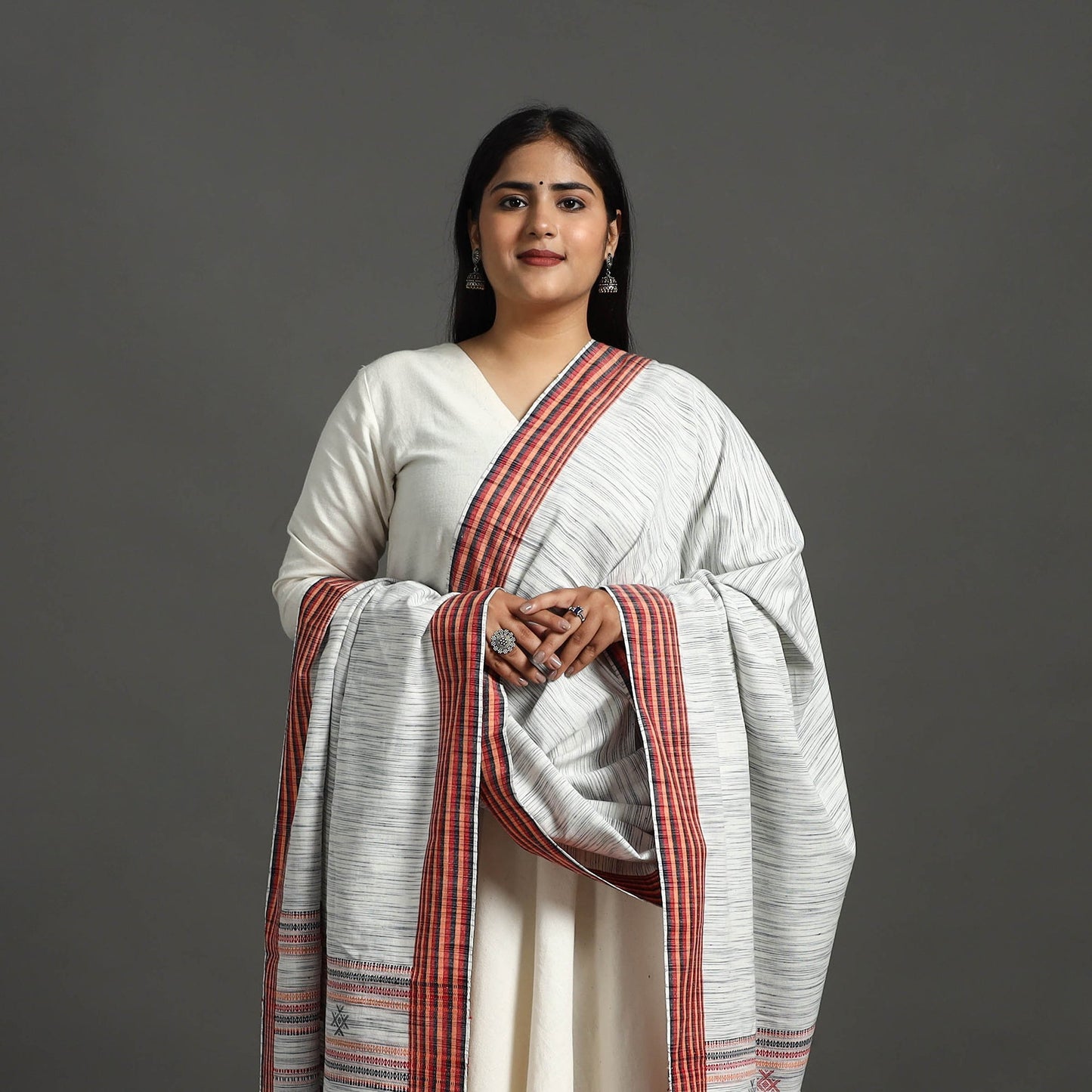 Grey - handloom fine cotton kutch bhujodi dupatta 08