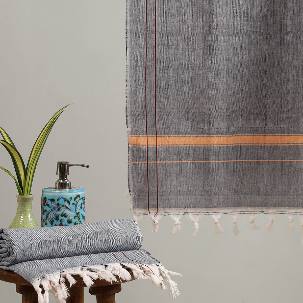 Buy Handloom Fine Cotton Plain Bath Towel