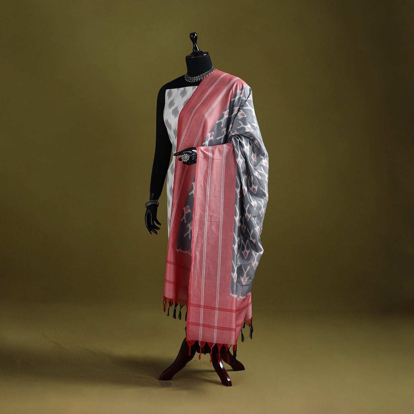 Handloom mercerised cotton pochampally ikat dupatta 13