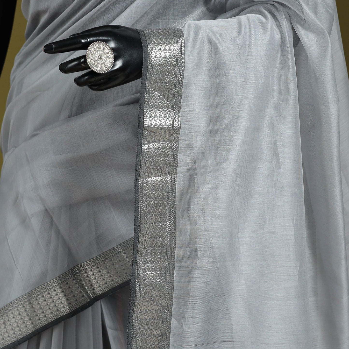 Grey - handloom silk cotton maheshwari saree with zari