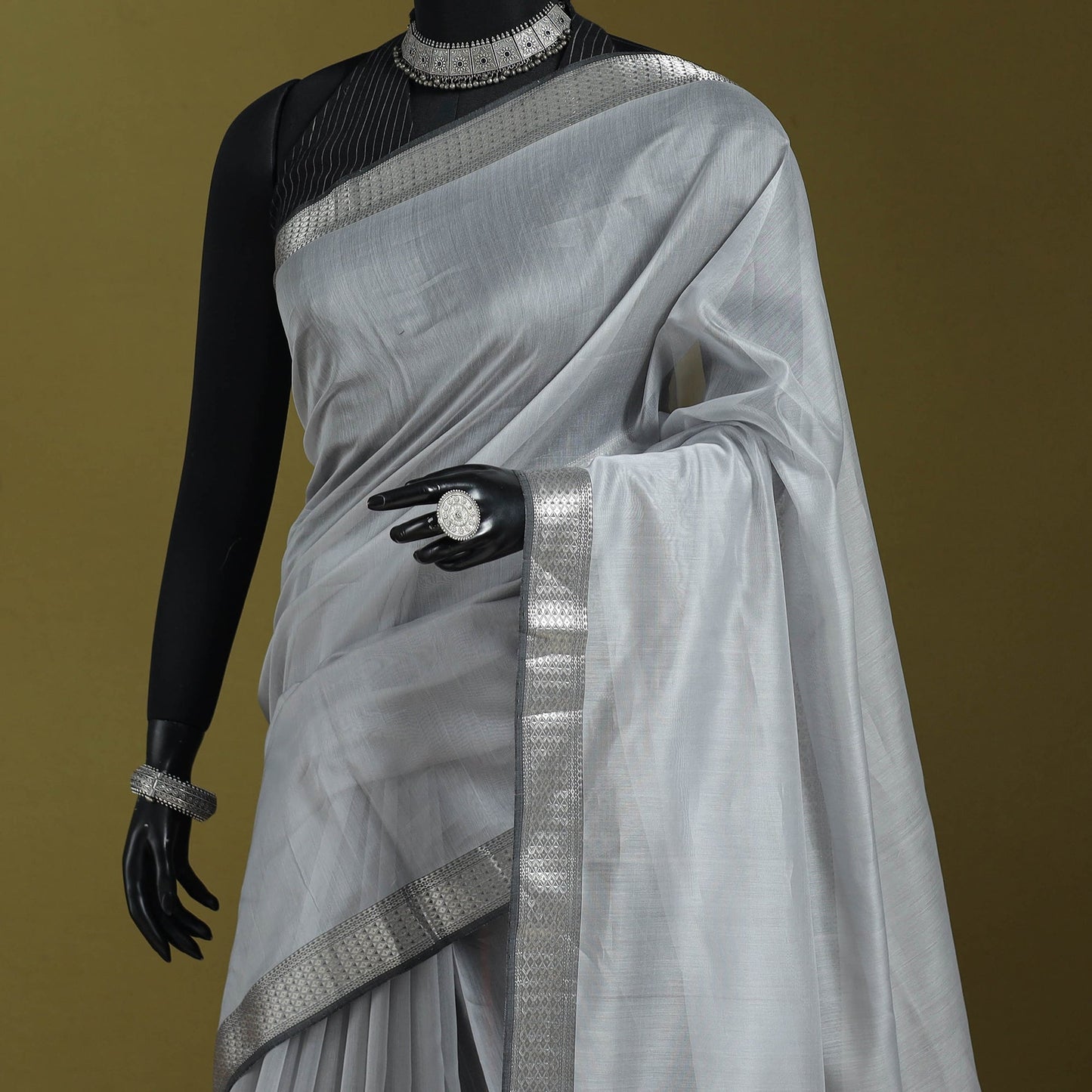 Grey - handloom silk cotton maheshwari saree with zari
