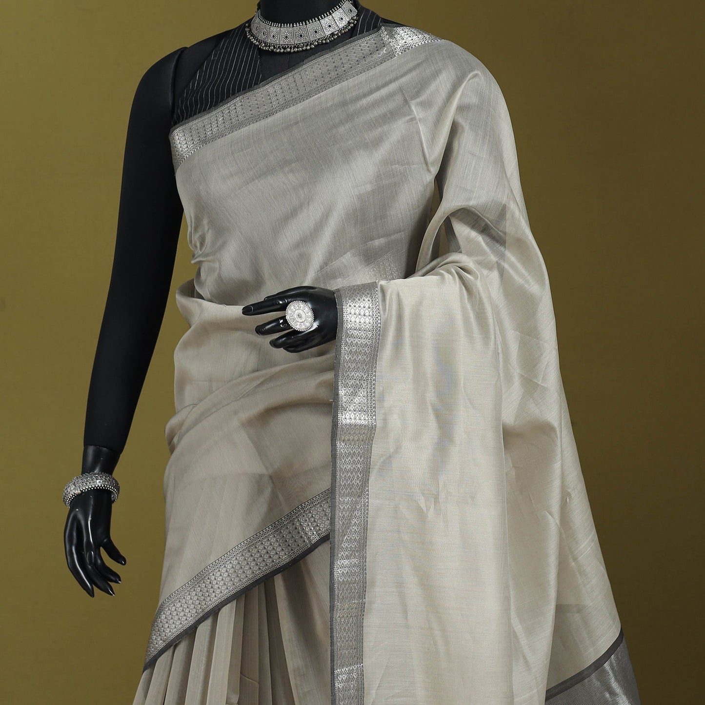Grey - handloom silk cotton maheshwari saree with zari