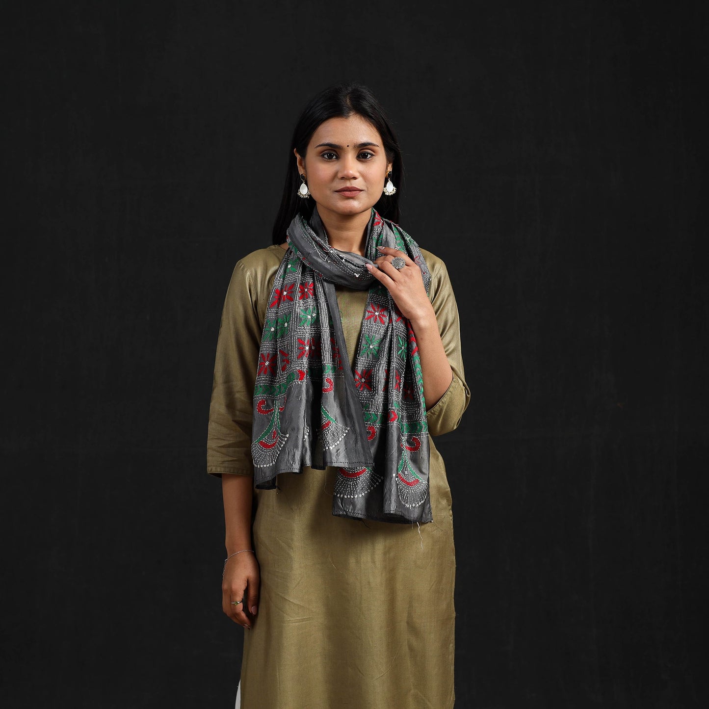 Grey - handloom tussar silk bengal kantha work stole 58