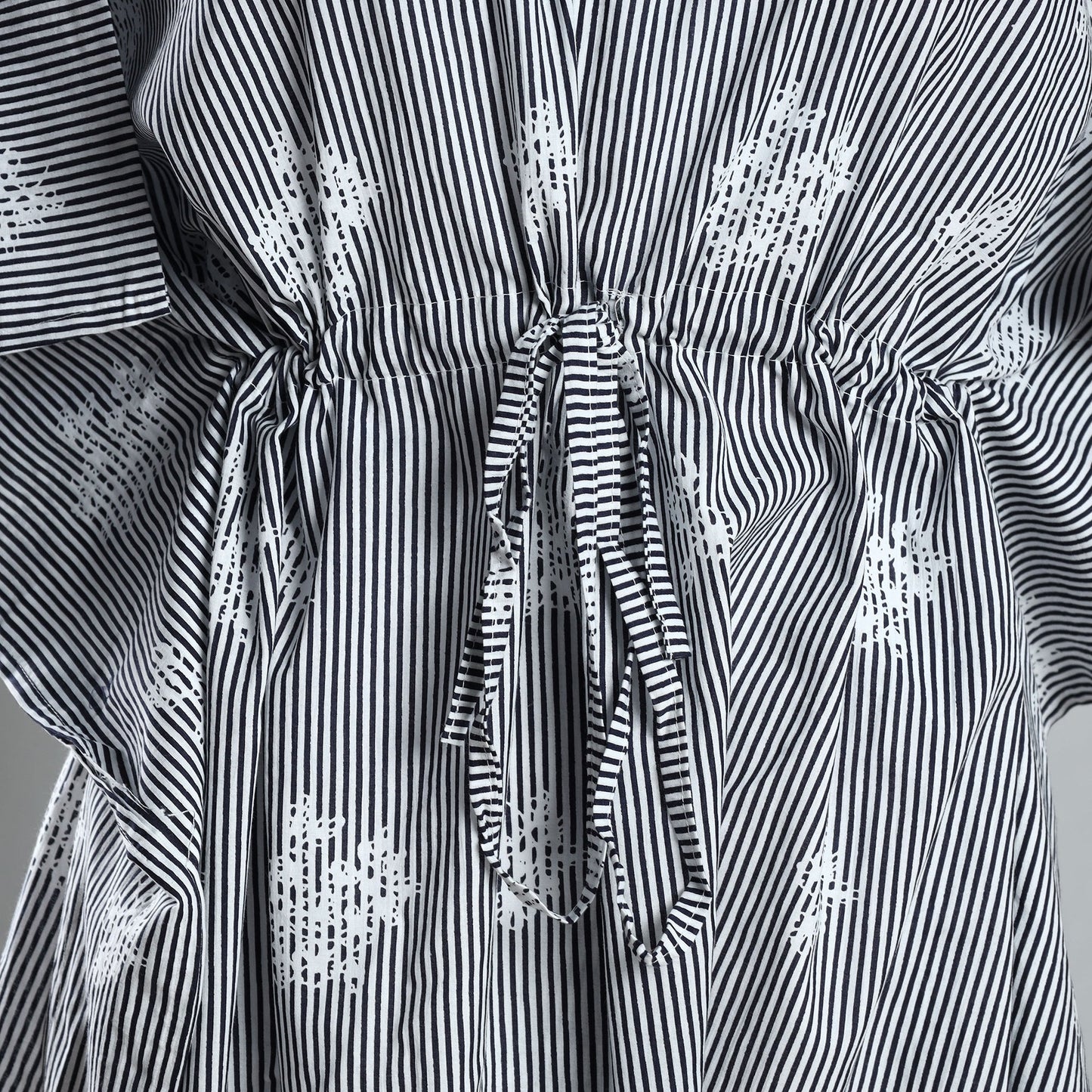 Buy Handmade Cotton Fabric Kaftan with Tie-Up Waist l iTokri.com