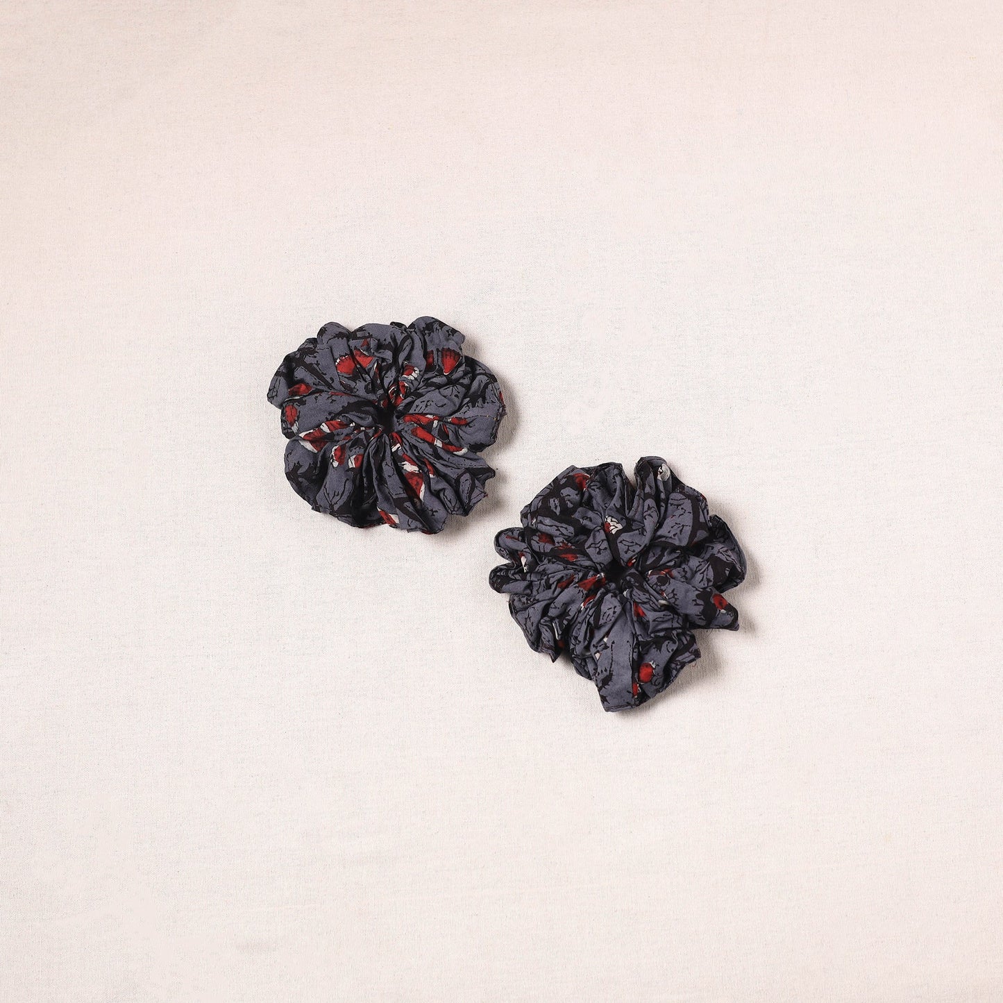 Grey - handmade cotton rubber bands/scrunchies (set of 2)