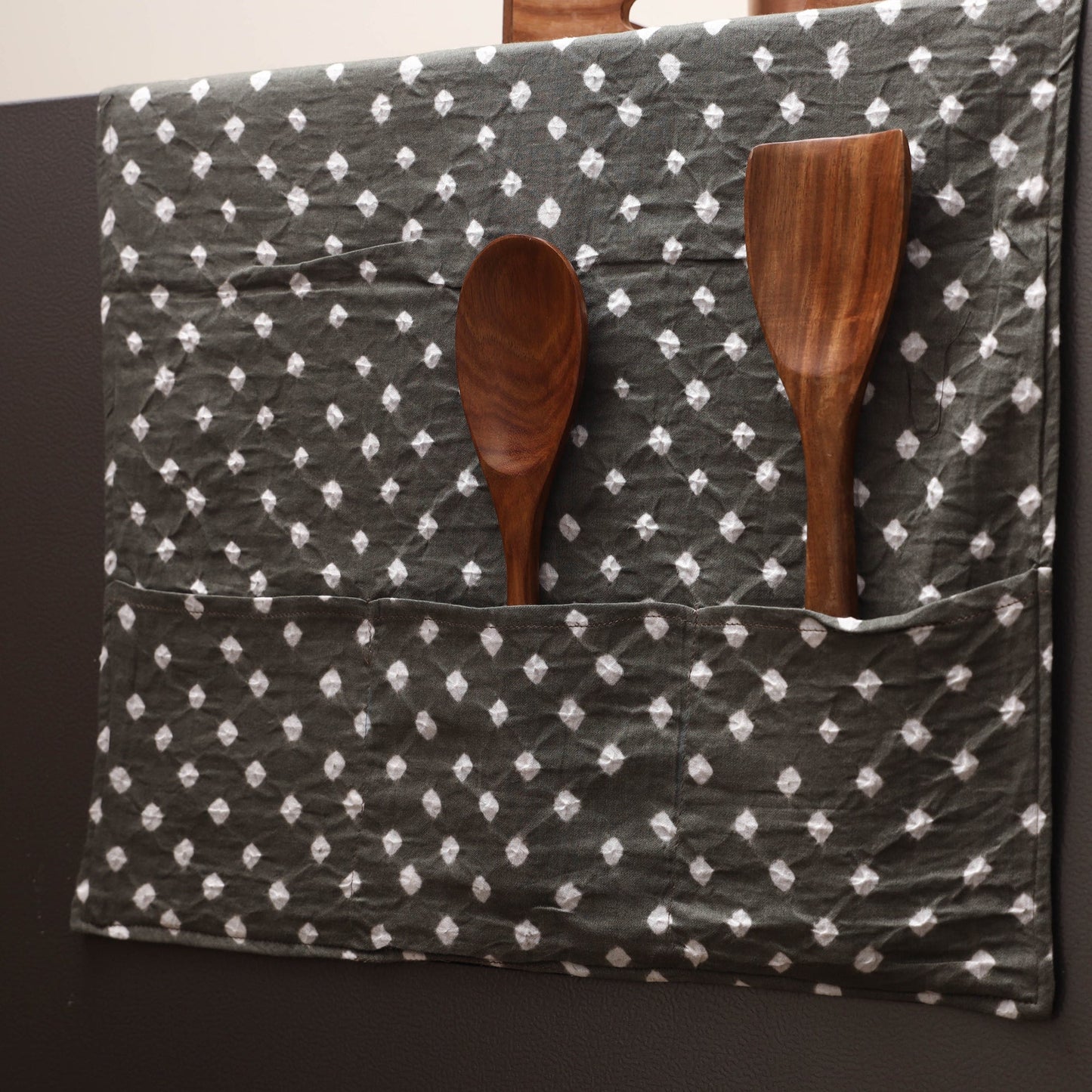 Handmade fridge top cover with multiple pockets 94