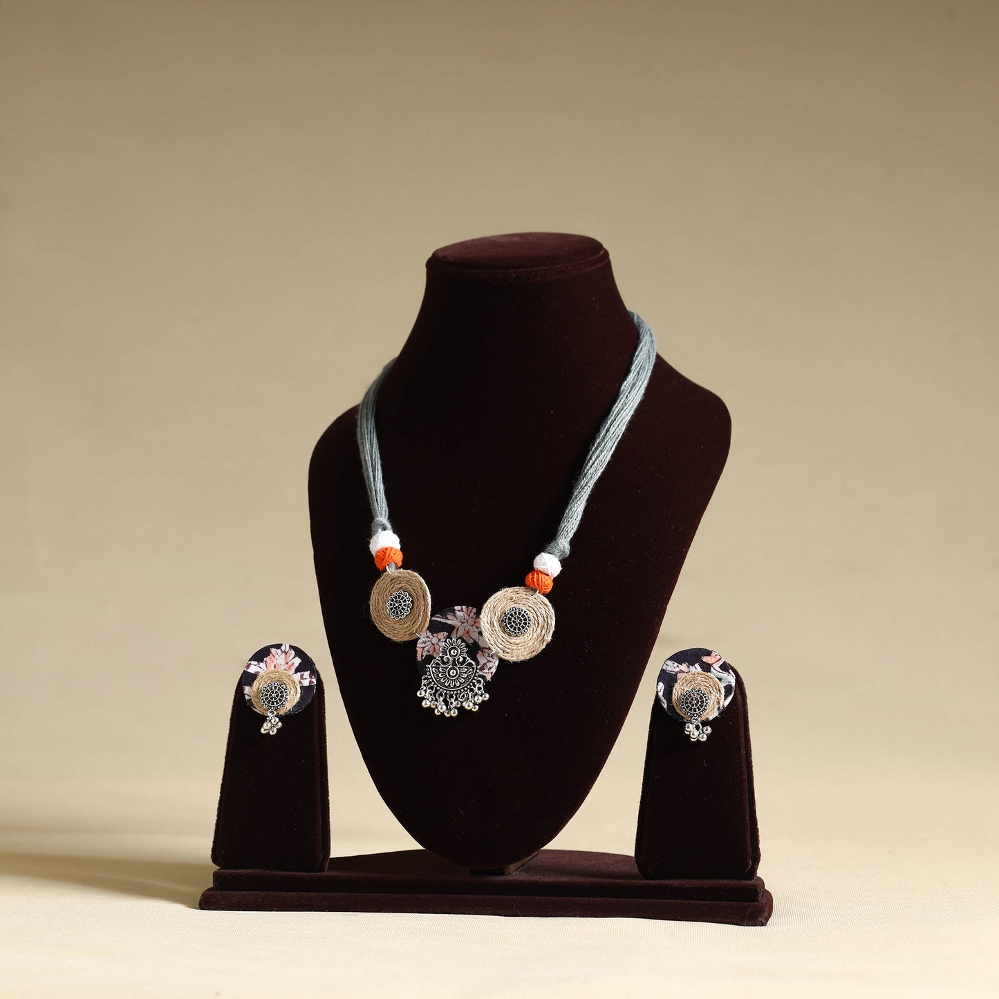 Grey - handmade gs jute fabart necklace set 05 - handcrafted