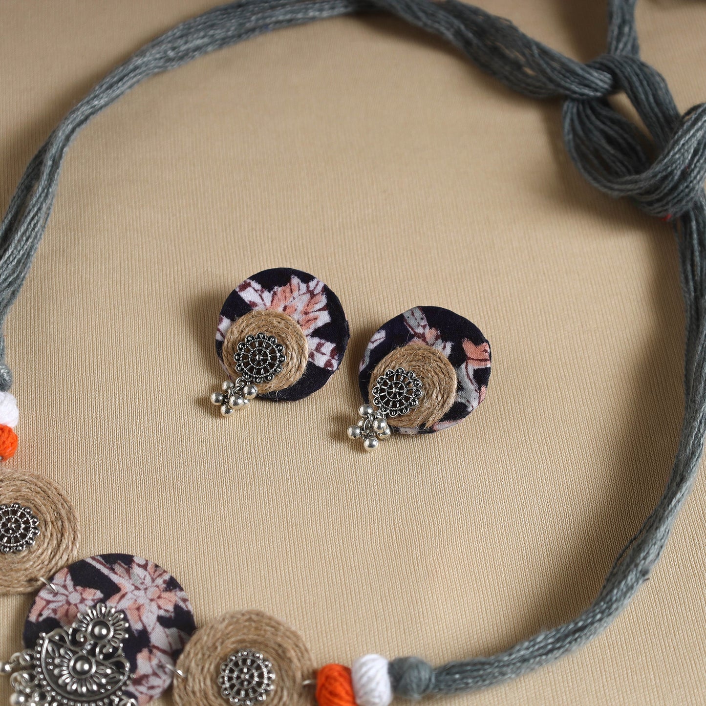 Grey - handmade gs jute fabart necklace set 05 - handcrafted