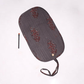 Handmade multipurpose segmented make-up brush wrap