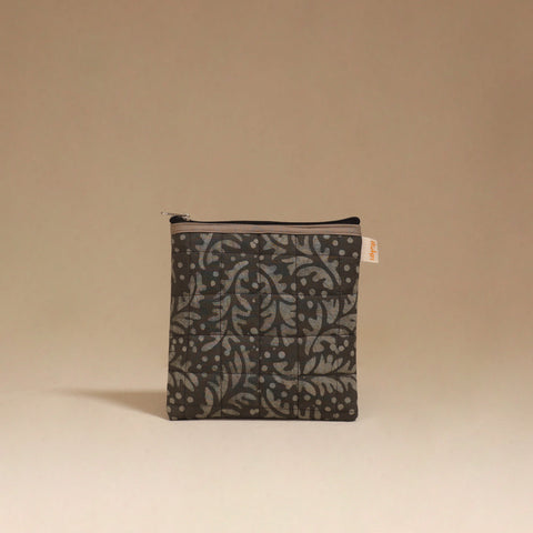 Handmade quilted utility pouch 17 - handcrafted