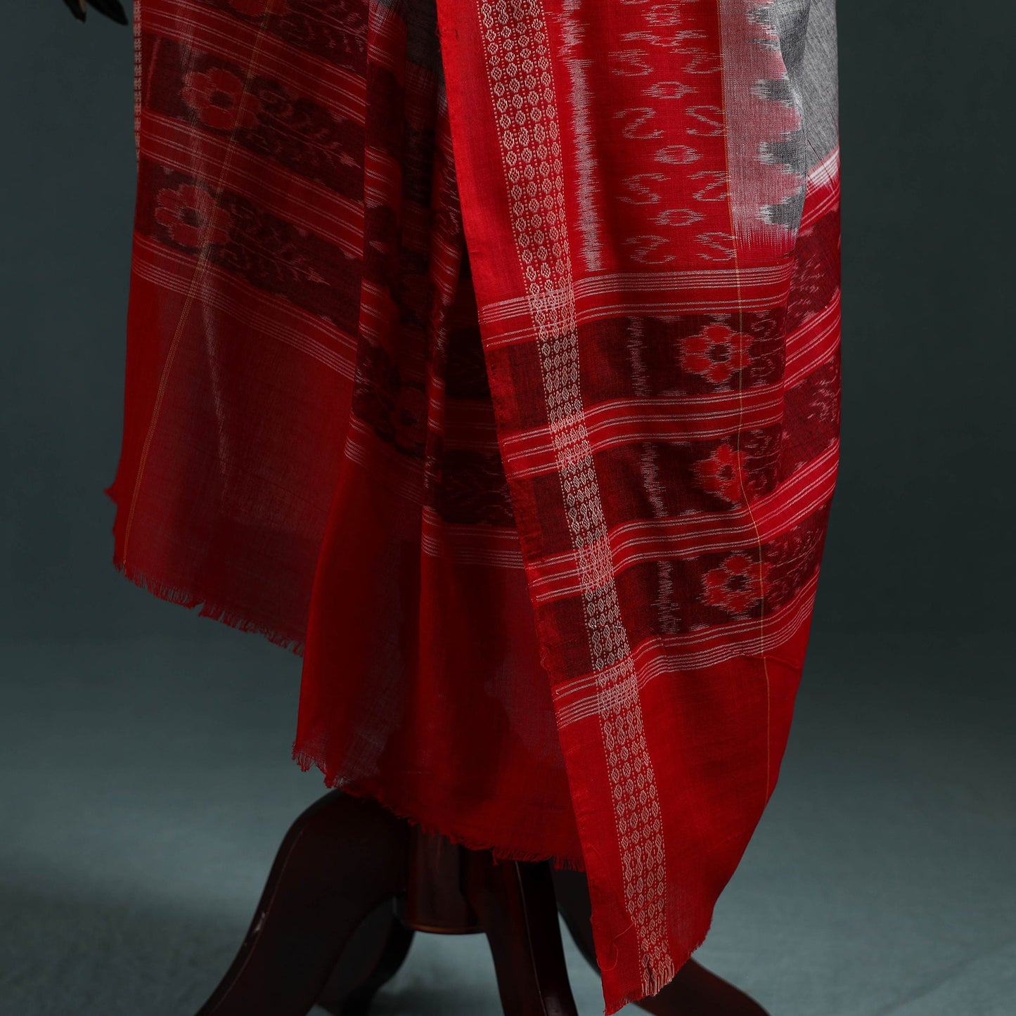 Ikat handloom cotton sambalpuri dupatta 05 - handcrafted