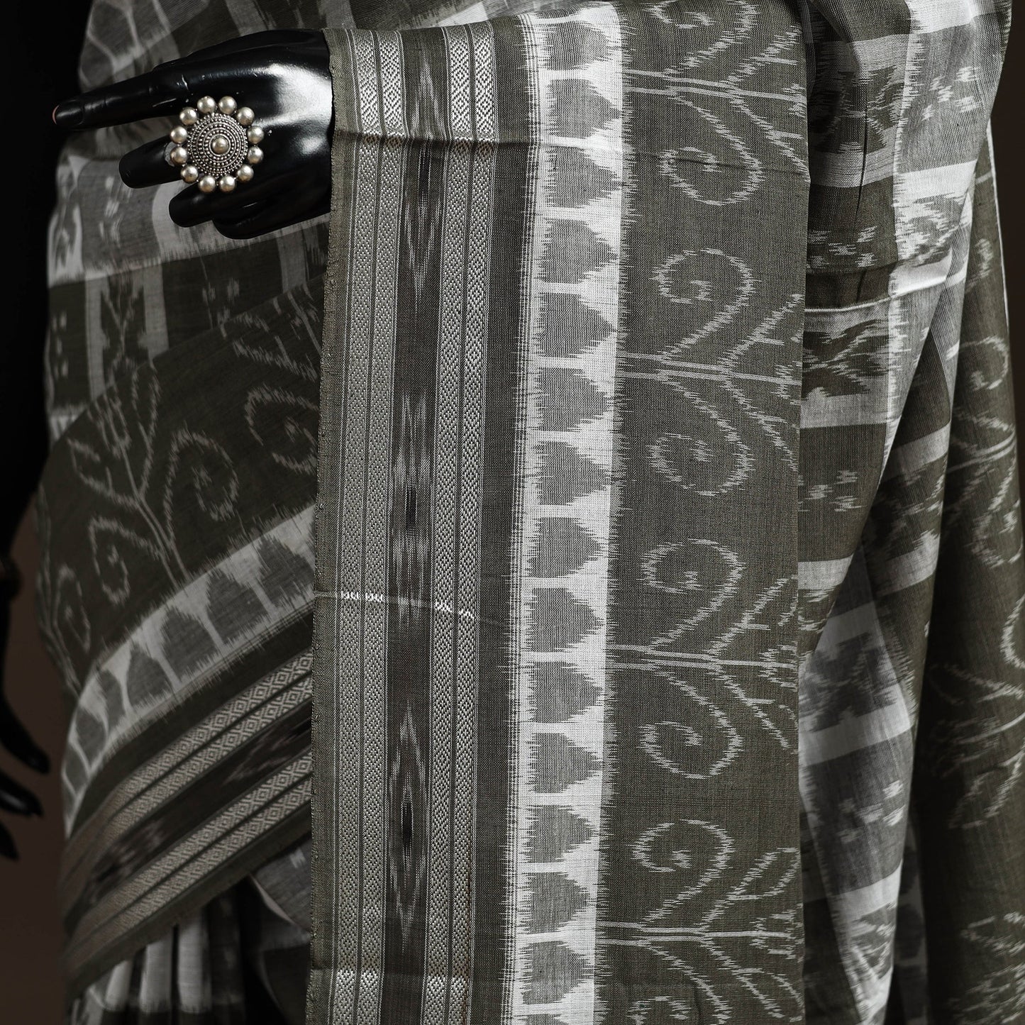 Ikat handloom cotton sambalpuri saree 20 - handcrafted