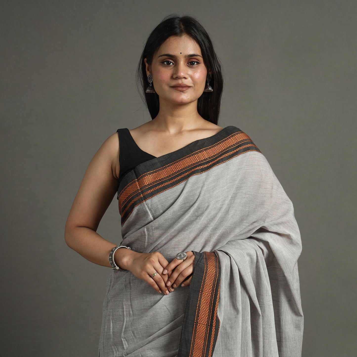 Buy Grey - Ilkal Handloom Cotton Saree With Chikki Paras Border 11 