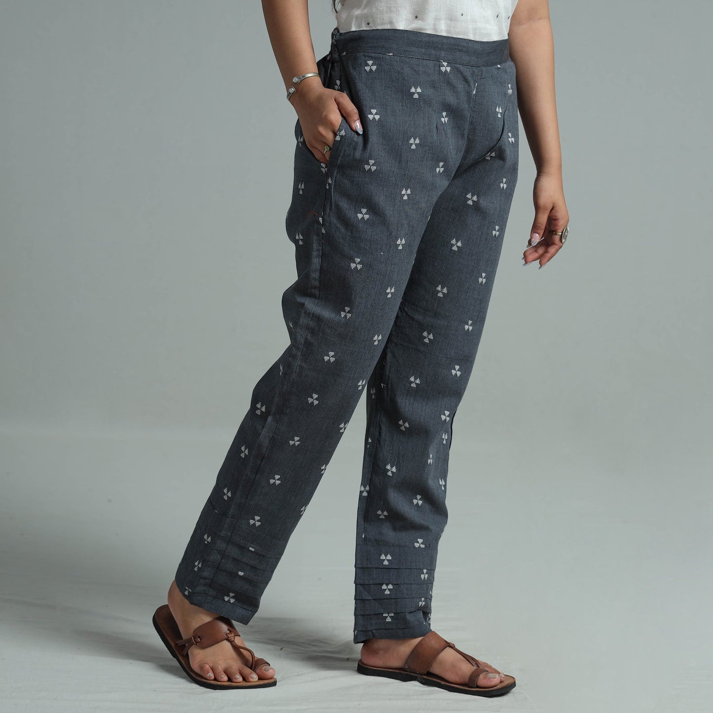  Jacquard Weave Cotton Elasticated Pant 04 Online at iTokri.com