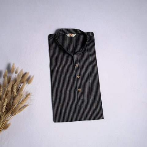 Jhiri handloom cotton short kurta for men 07 - handcrafted
