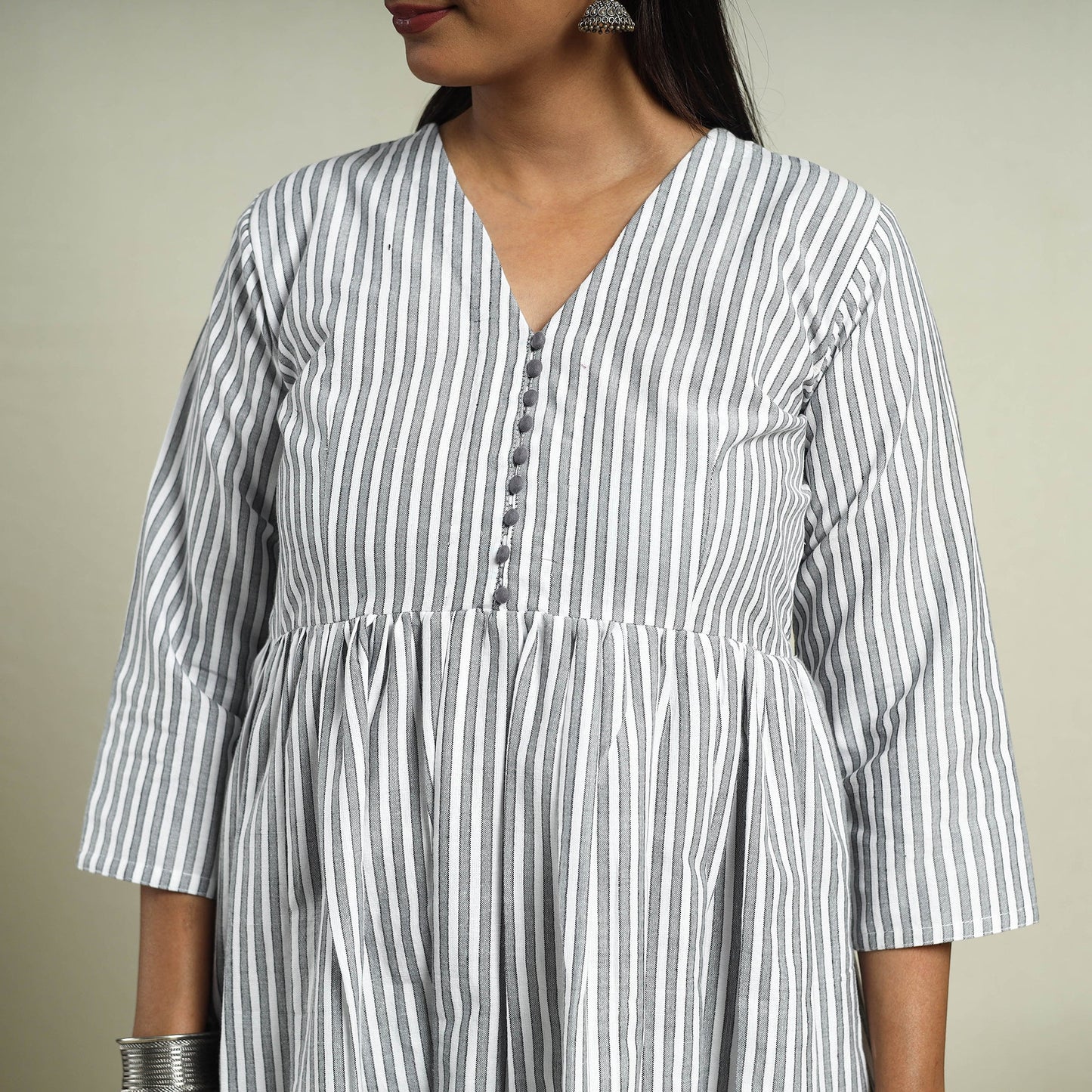 Buy Grey Jhiri Handloom Flared Cotton Kurta for Women