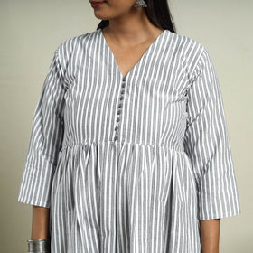 Buy Grey Jhiri Handloom Flared Cotton Kurta for Women