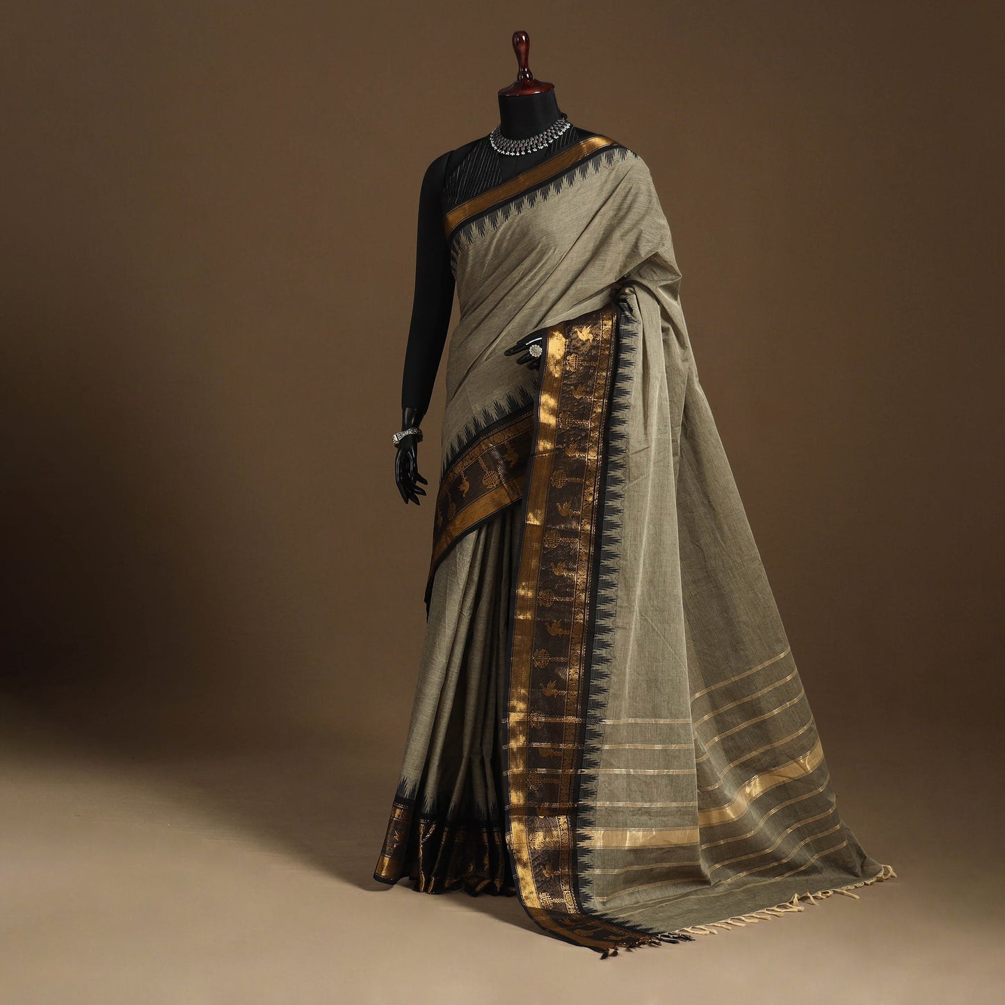 Grey Kandangi Chettinad Cotton Saree with Border