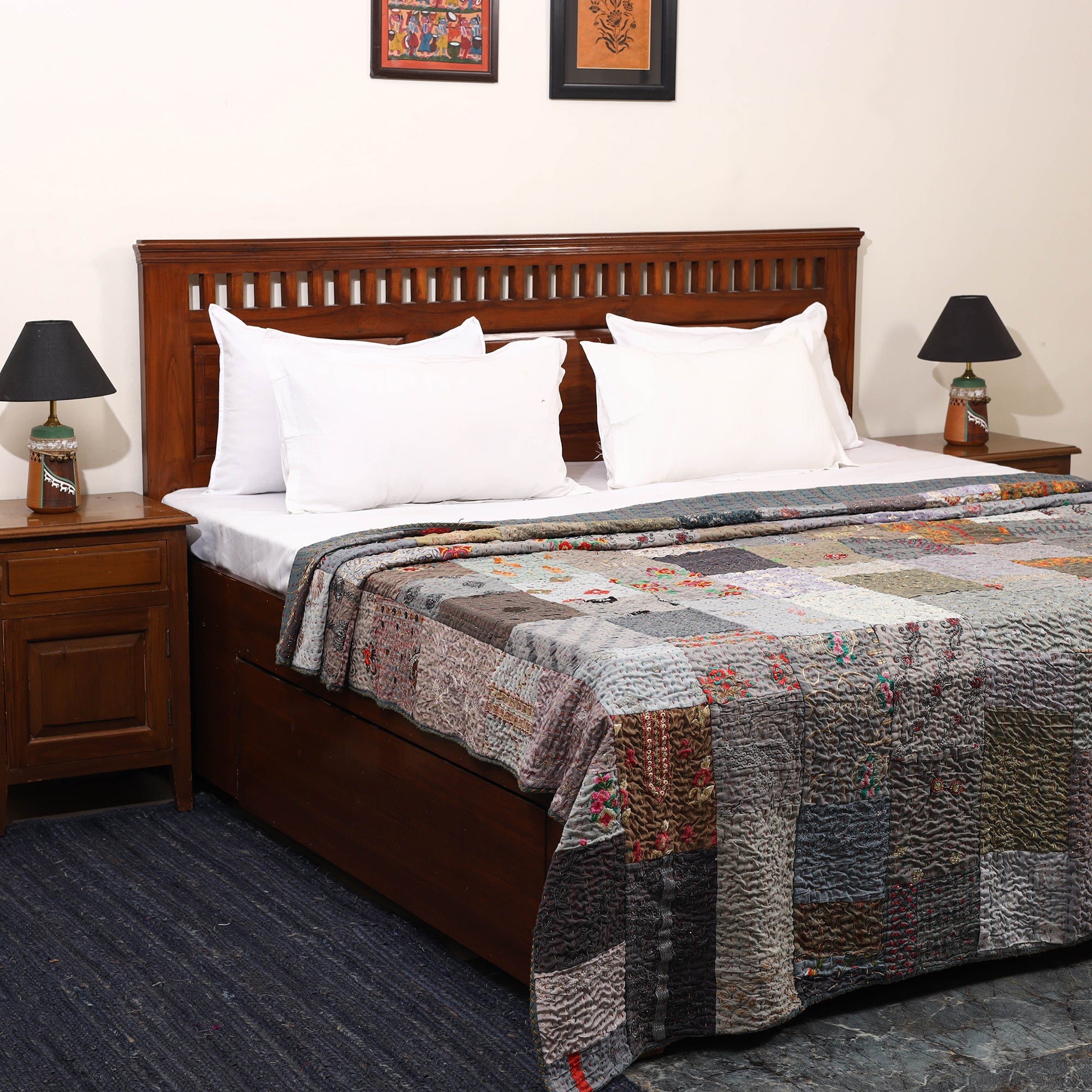 Khambadiya tagai patchwork quilt / gudri / blanket (108 x