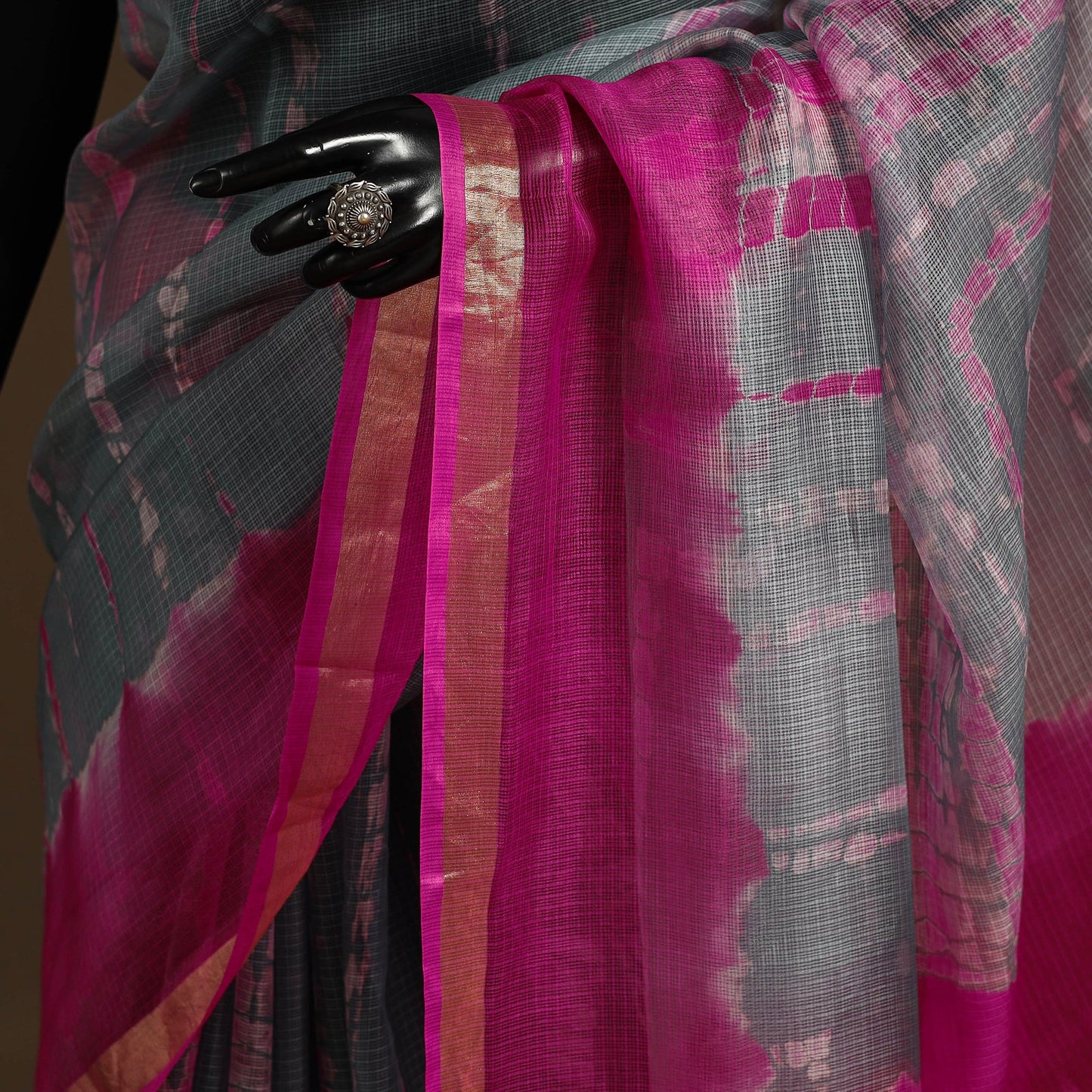 Grey - kota doria silk tie-dye shibori saree 08
