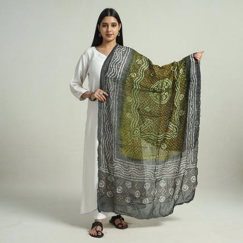 Buy Grey Kutch Bandhani Tie-Dye Cotton Dupatta 
