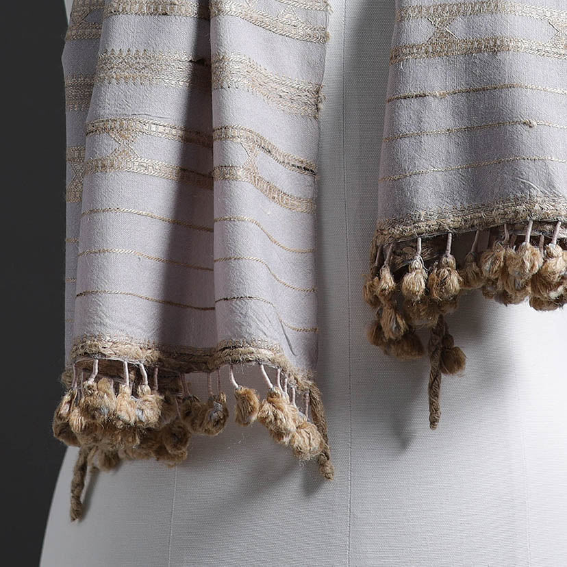 Buy Grey Kutch Embroidery Handwoven Merino Woolen Stole
