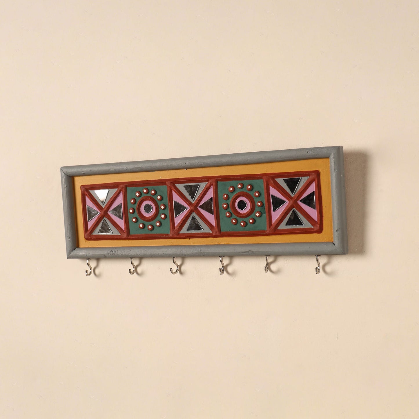 Kutch mud mirror work lippan art key holder (4 x 12 in) 16