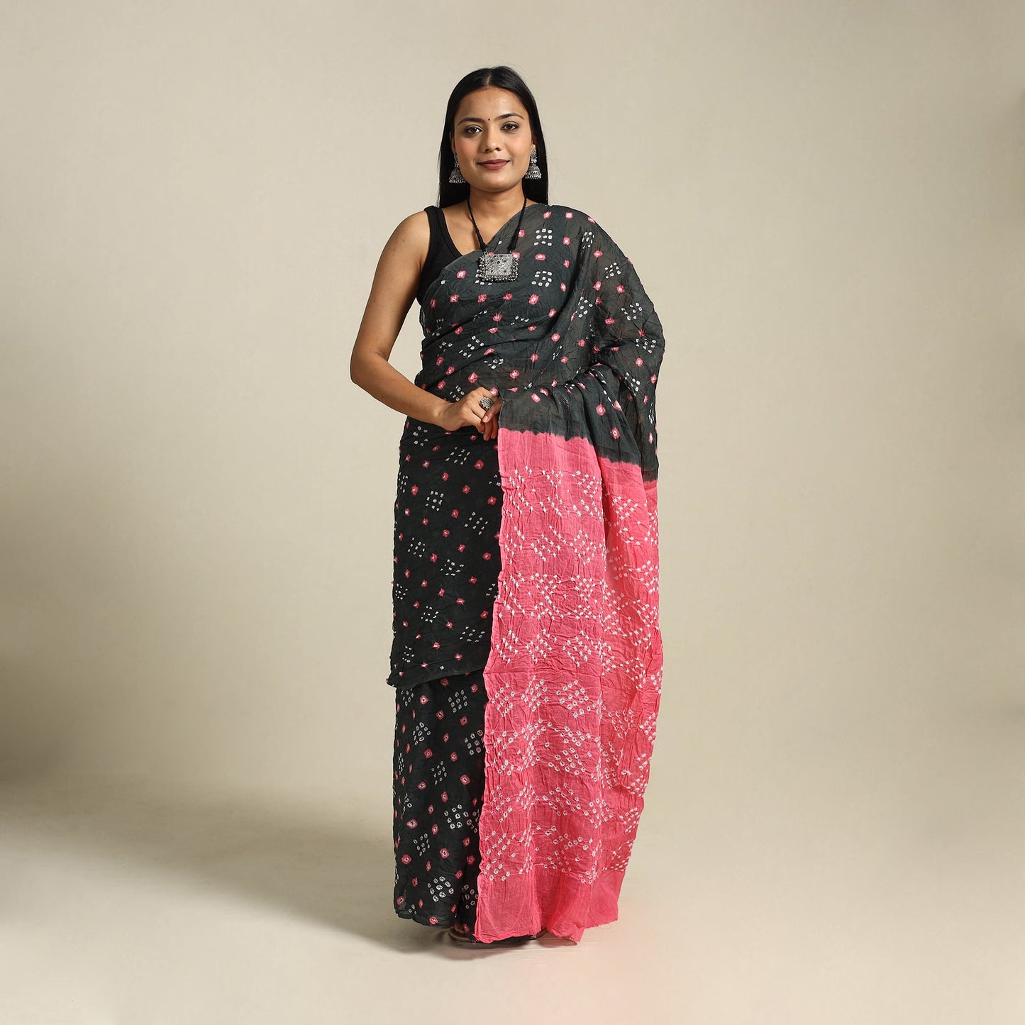 Grey Kutch Tie-Dye Cotton Bandhani Saree