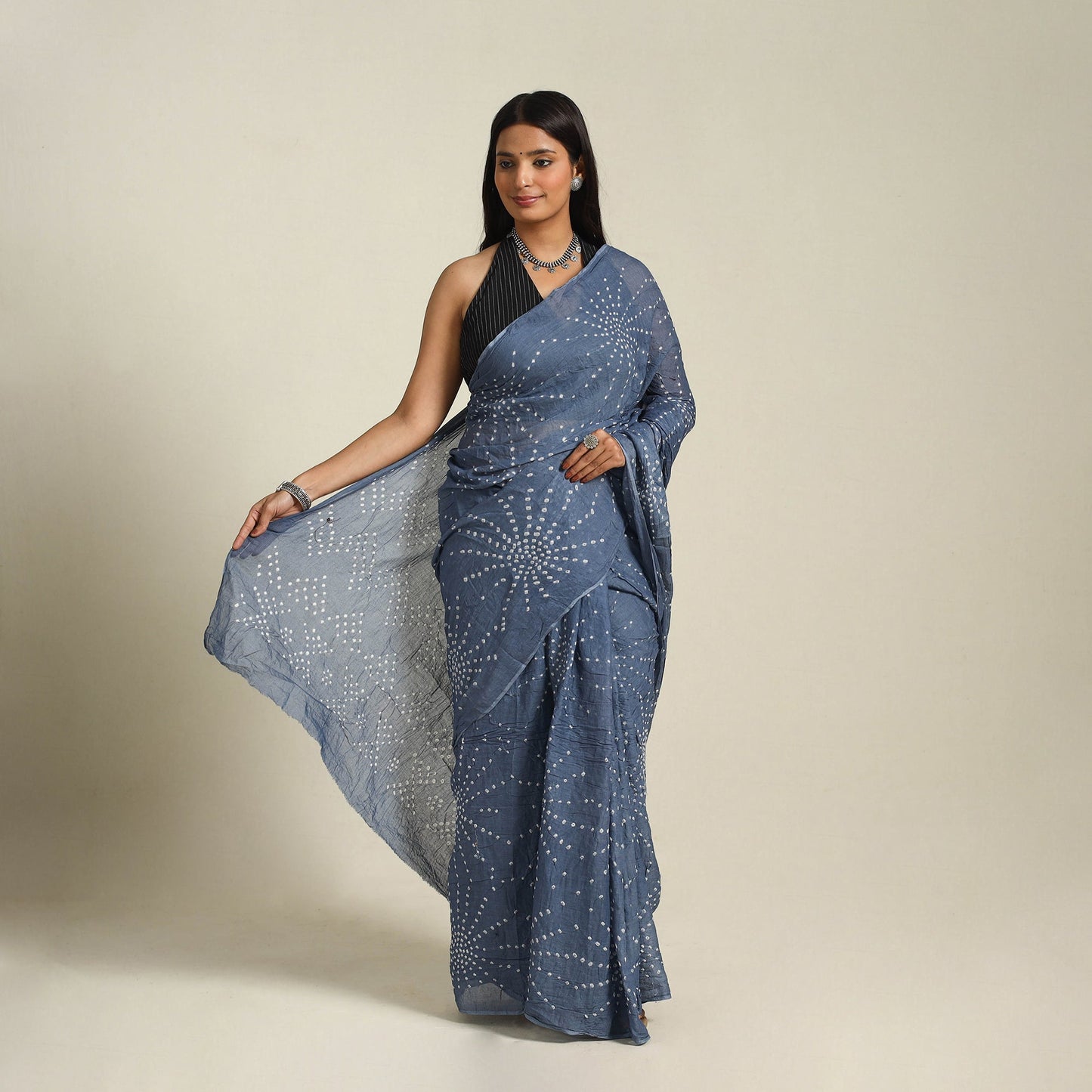 Grey Kutch Tie-Dye Cotton Bandhani Saree