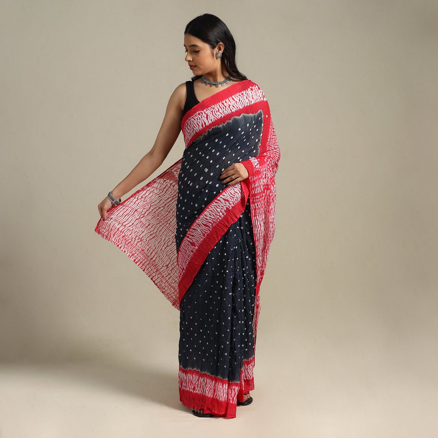 Grey - kutch tie-dye cotton bandhani saree 88 - handcrafted