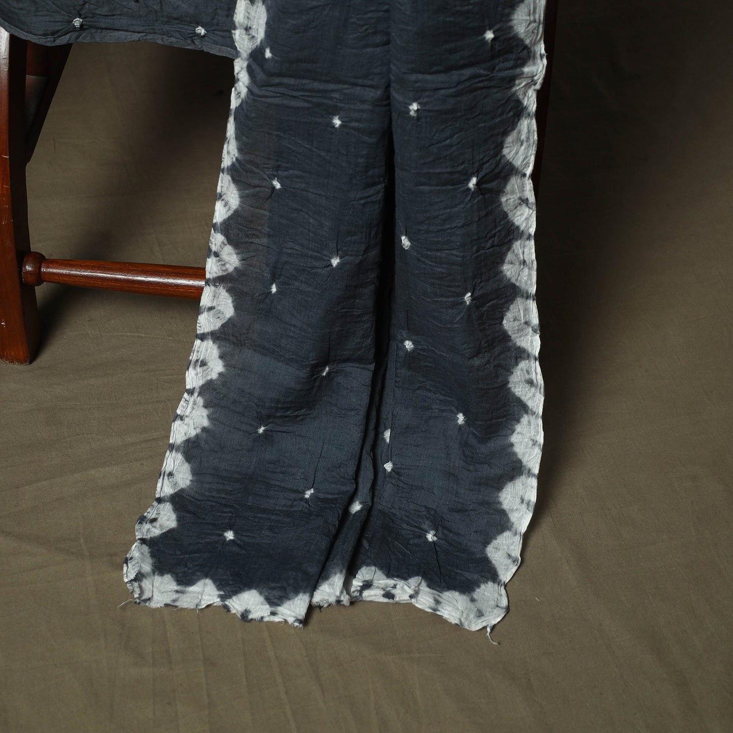 Kutch tie-dye satin cotton bandhani 3pc unstitched dress