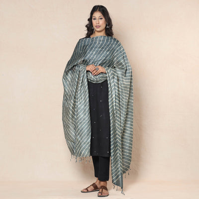 Leheriya Tie-Dye Tussar Silk Handloom Dupatta with Tassels