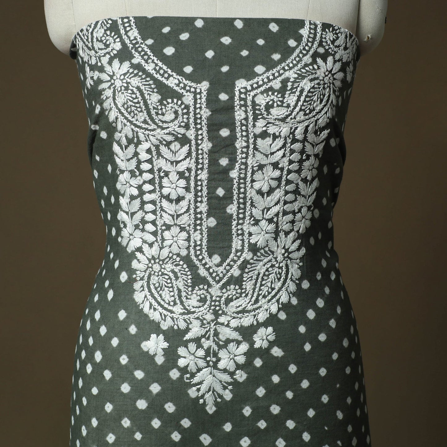Lucknowi chikankari hand work bandhani unstitched kurta
