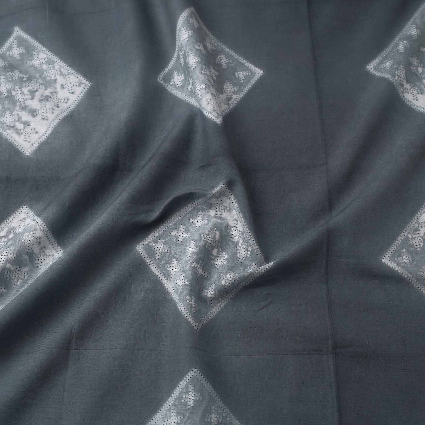  Nui Shibori Tie-Dye Cotton Fabric 