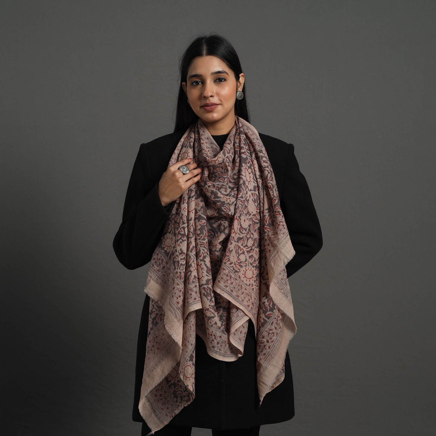 Grey Block Print Pedana Kalamkari Wool Stole