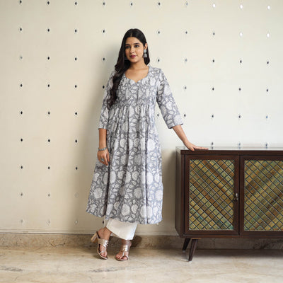 Buy Grey Pintuck Flared Cotton Block Print Sanganeri Kurta