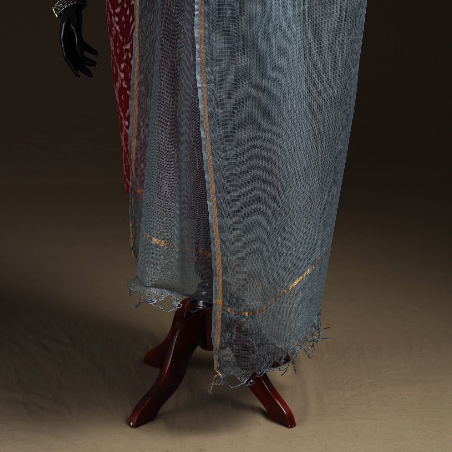 Plain cotton kota doria dupatta 20 - handcrafted