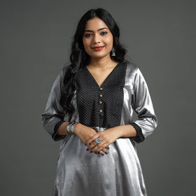 Buy Fiery Rose Pink Plain Mashru Silk with Patchwork Floral Kurta l iTokri.com
