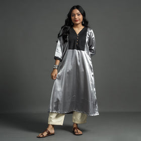 Buy Fiery Rose Pink Plain Mashru Silk with Patchwork Floral Kurta l iTokri.com