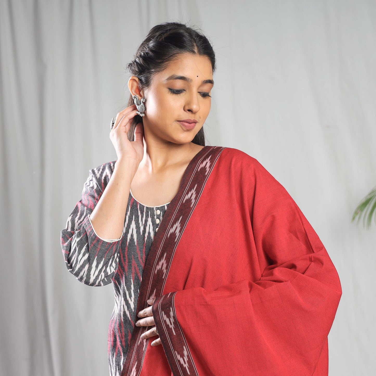 Buy Pochampally Ikat Weave Cotton Kurta with Palazzo & Dupatta Set Online l iTokri.com
