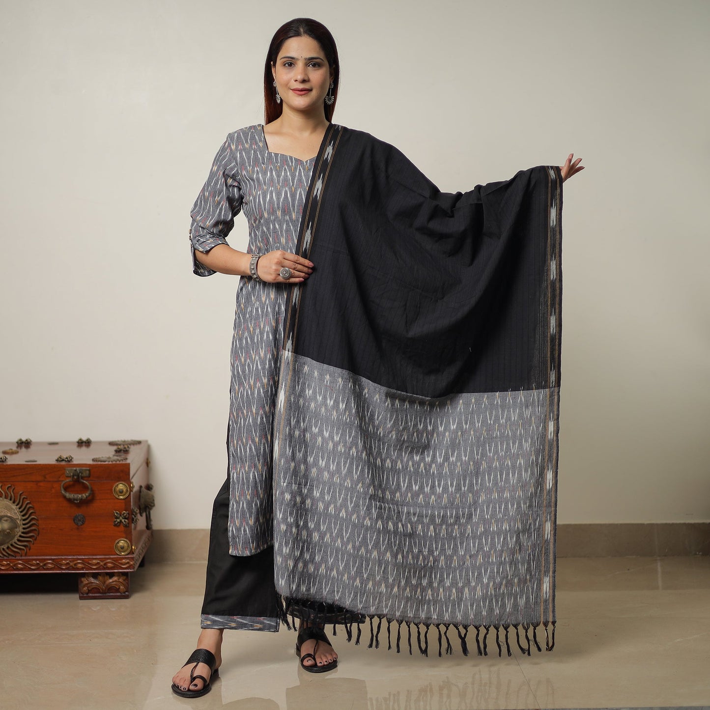  Pochampally Ikat Weave Cotton Kurta with Palazzo & Dupatta Set 01 
