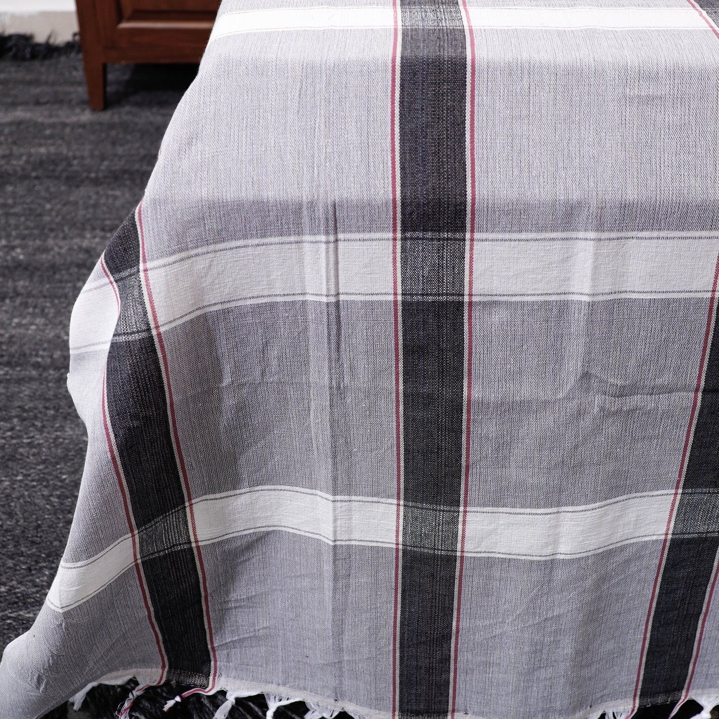 Buy Pure Handloom Cotton Double Bed Cover Online at iTokri.com