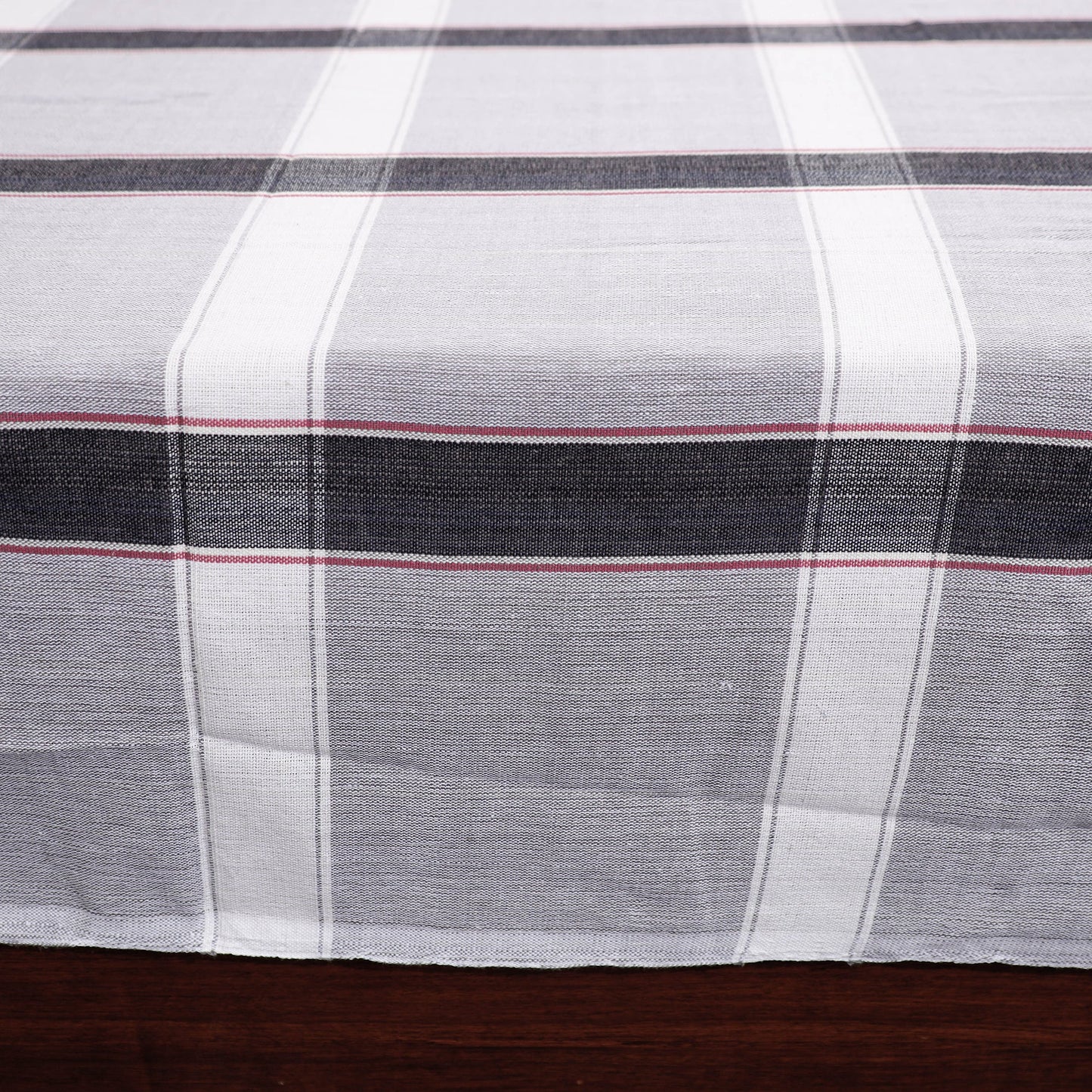 Buy Pure Handloom Cotton Double Bed Cover Online at iTokri.com