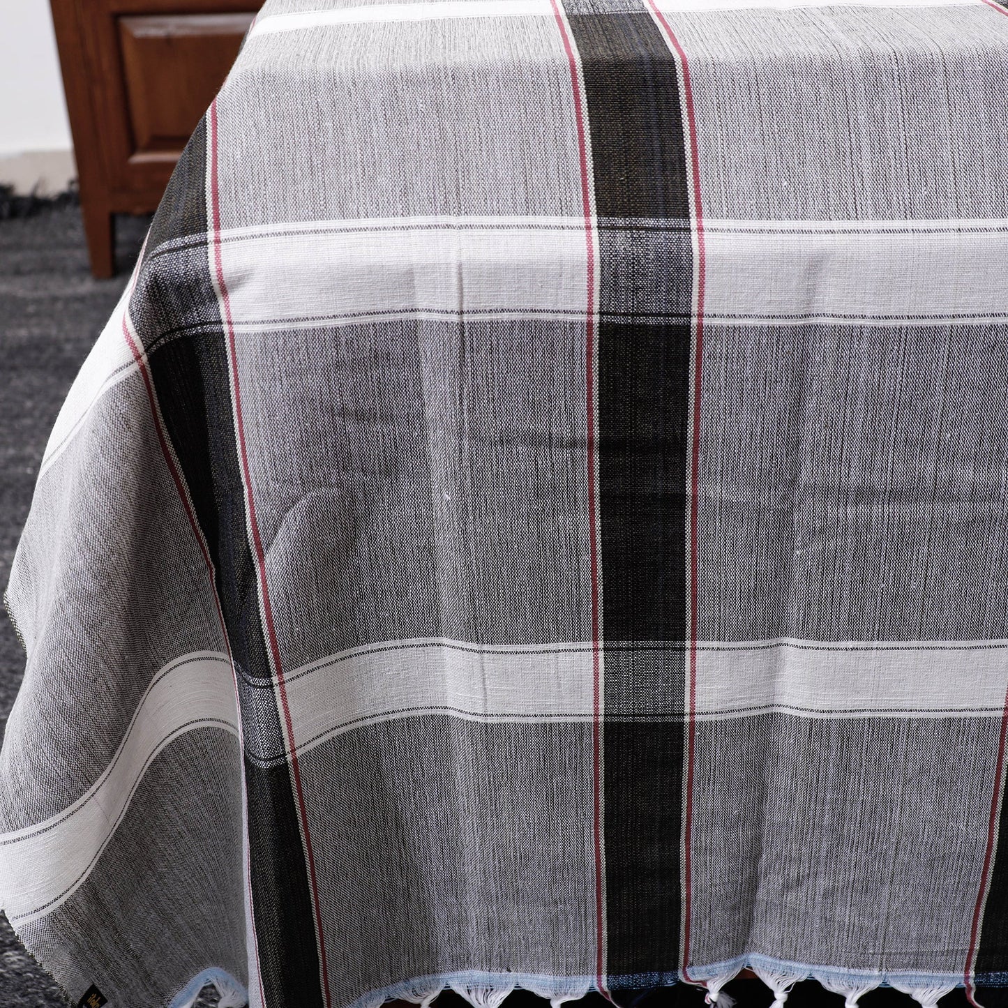 Buy Pure Handloom Cotton Double Bed Cover Online at iTokri.com