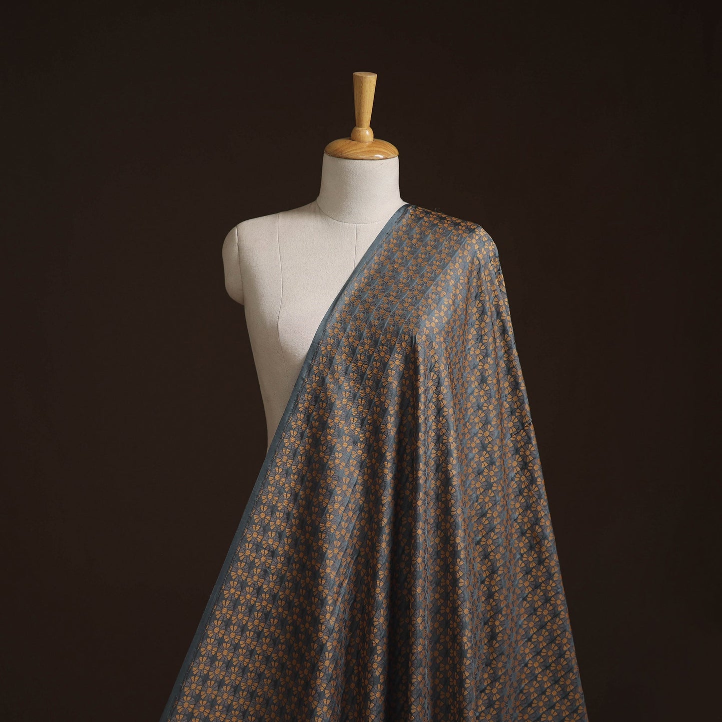 Pure handwoven silk jacquard weave banarasi fabric 07