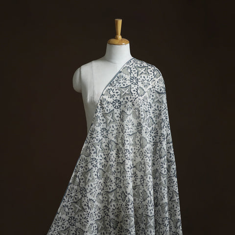 Pure mul cotton kutch hand block batik print fabric 04