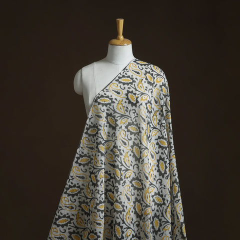 Pure mul cotton kutch hand block batik print fabric 14