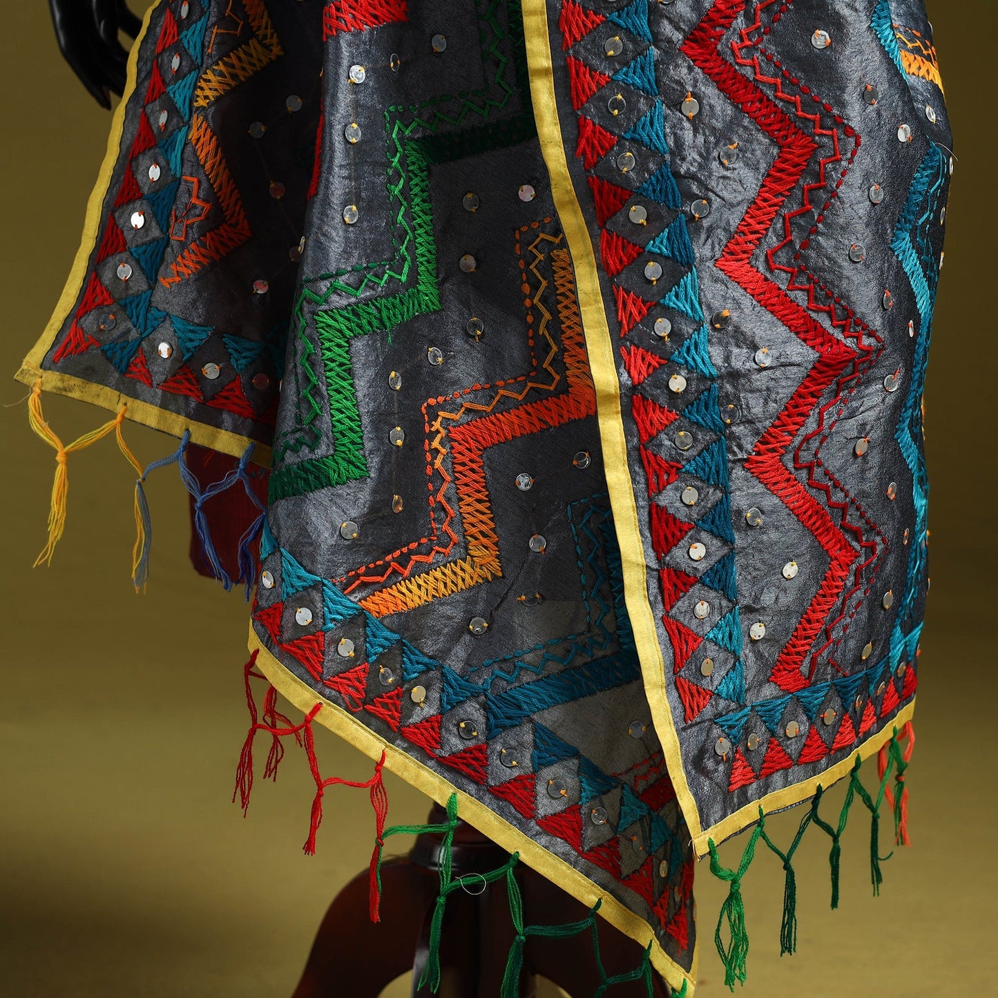 Ranihati chanderi silk zig zag hand embroidery dupatta 24